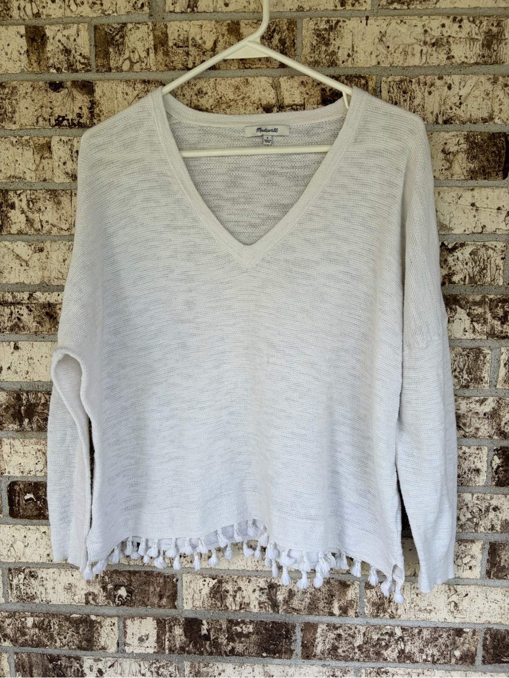 Madewell Ivory V-Neck Tassel-Hem Sweater